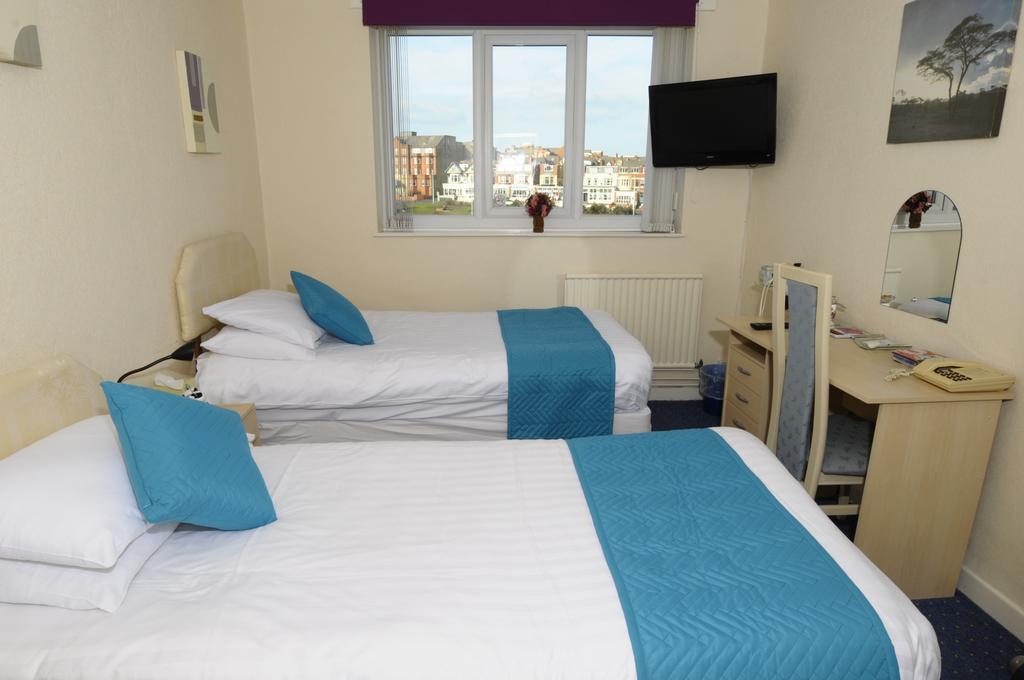 Guest house The Berwyn Guest Blackpool